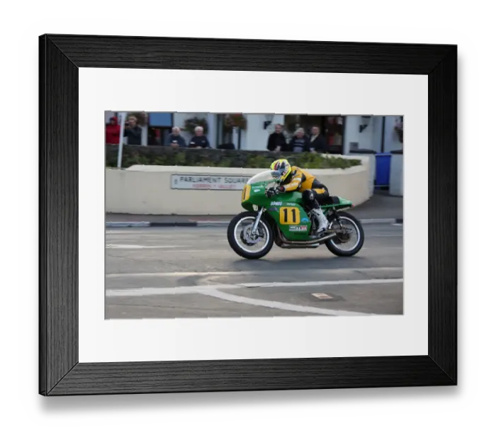 Framed Print : Ian Lougher (Paton) 2015 500 Classic TT Framed Print : Ian Lougher (Paton) 2015 500 Classic TT