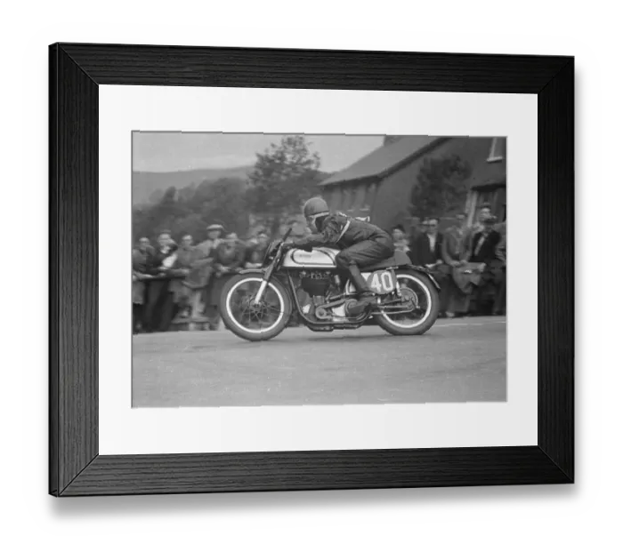 Framed Print : Ken Swallow (Norton) 1952 Senior TT Framed Print : Ken Swallow (Norton) 1952 Senior TT