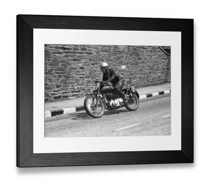 Framed Print : Norman Sweetman (Ariel) 1954 Senior Clubman TT Framed Print : Norman Sweetman (Ariel) 1954 Senior Clubman TT