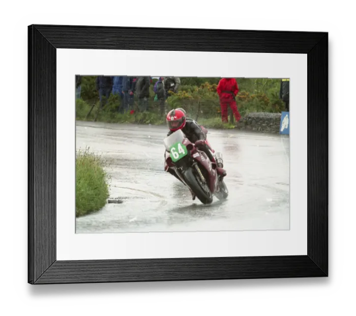 Framed Print : Bill Swallow (Honda) 1998 Lightweight TT Framed Print : Bill Swallow (Honda) 1998 Lightweight TT