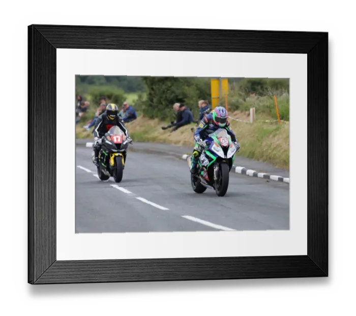 Framed Print : Michael Sweeney (BMW) and Joe Ackroyd (Kawasaki) 2019 Southern 100 Framed Print : Michael Sweeney (BMW) and Joe Ackroyd (Kawasaki) 2019 Southern 100