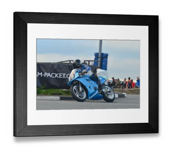 Framed Print : Stuart Rayner (Kawasaki) 2012 Southern 100 Framed Print : Stuart Rayner (Kawasaki) 2012 Southern 100