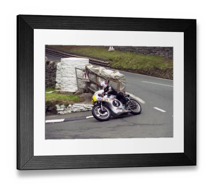 Framed Print : Glen English (Molnar Manx) 2000 Senior Classic Manx Grand Prix Framed Print : Glen English (Molnar Manx) 2000 Senior Classic Manx Grand Prix