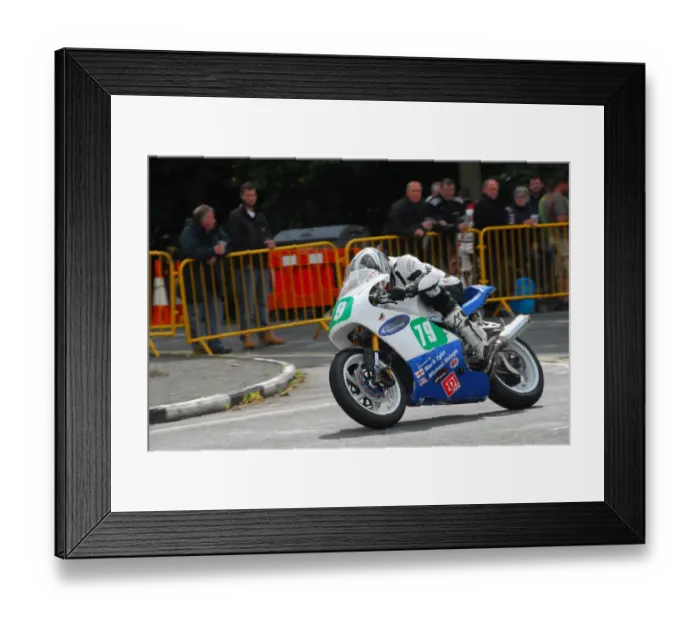 Framed Print : James Caswell-Cox (Honda) 2014 Supertwin Manx Grand Prix Framed Print : James Caswell-Cox (Honda) 2014 Supertwin Manx Grand Prix