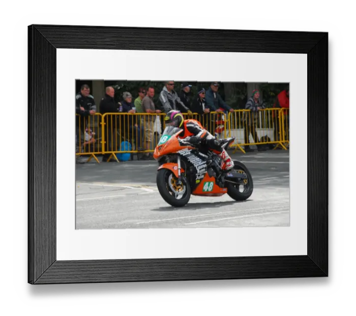 Framed Print : Tom Stanford (Suzuki) 2014 Supertwin Manx Grand Prix Framed Print : Tom Stanford (Suzuki) 2014 Supertwin Manx Grand Prix