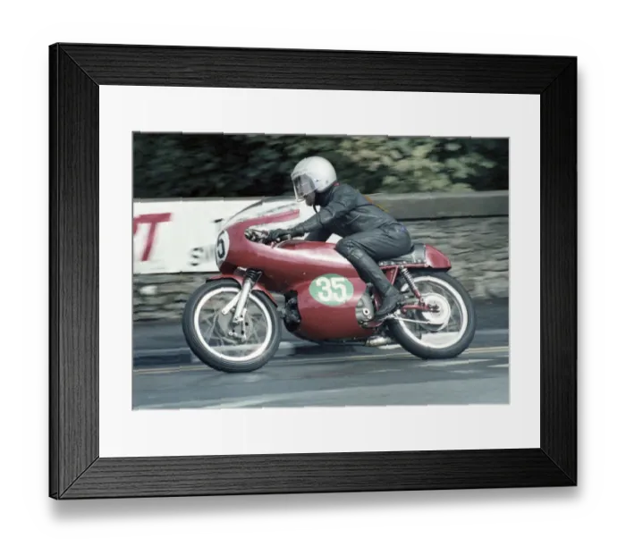 Framed Print : Derek Capes (Aermacchi) 1978 Lightweight Manx Grand Prix Framed Print : Derek Capes (Aermacchi) 1978 Lightweight Manx Grand Prix