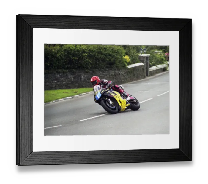 Framed Print : Tommy Clucas (Bullock Honda) 2004 Junior Manx Grand Prix Framed Print : Tommy Clucas (Bullock Honda) 2004 Junior Manx Grand Prix