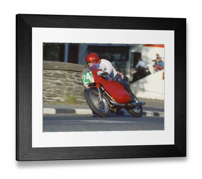 Framed Print : Frank Chapman (Yamaha) 1974 Lightweight Manx Grand Prix Framed Print : Frank Chapman (Yamaha) 1974 Lightweight Manx Grand Prix