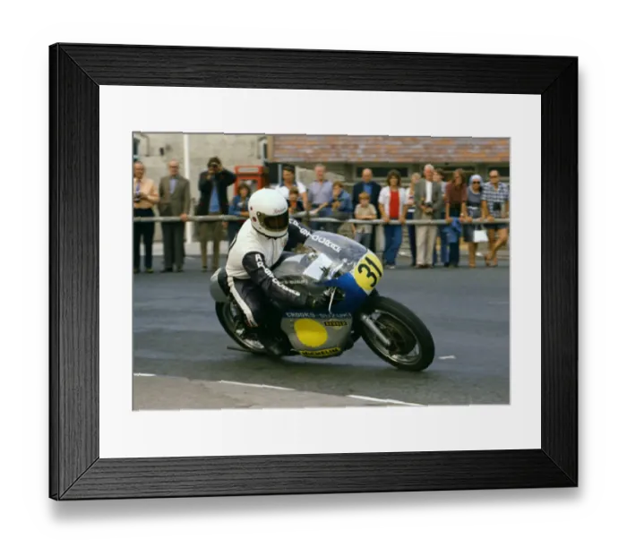 Framed Print : Brian Coope (Suzuki) 1975 Senior Manx Grand Prix Framed Print : Brian Coope (Suzuki) 1975 Senior Manx Grand Prix