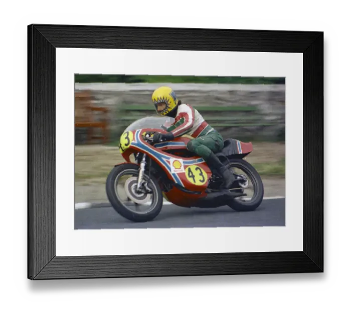 Framed Print : Roger Cope (Yamaha) 1976 Senior Manx Grand Prix Framed Print : Roger Cope (Yamaha) 1976 Senior Manx Grand Prix