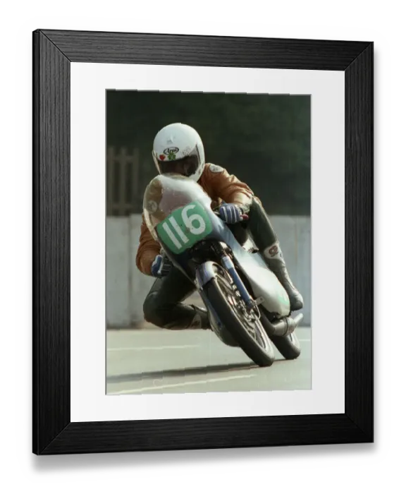 Framed Print : Billy Cummins (Suzuki) 1993 Lightweight Classic Manx Grand Prix Framed Print : Billy Cummins (Suzuki) 1993 Lightweight Classic Manx Grand Prix