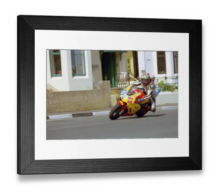 Framed Print : Mike Crellin (Honda) 2005 Junior Manx Grand Prix Framed Print : Mike Crellin (Honda) 2005 Junior Manx Grand Prix