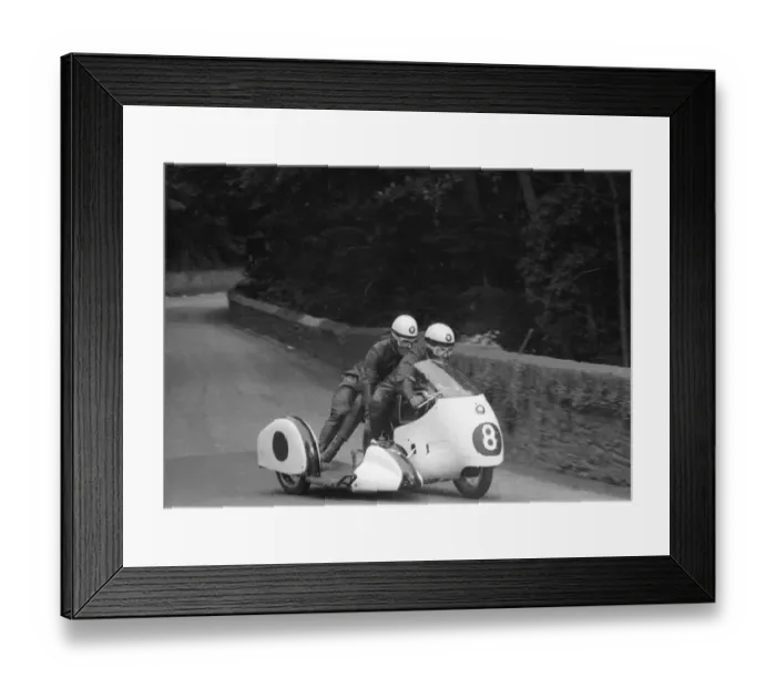 Framed Print : Alwyn Ritter & Edwin Blauth (BMW) 1960 Sidecar TT Framed Print : Alwyn Ritter & Edwin Blauth (BMW) 1960 Sidecar TT