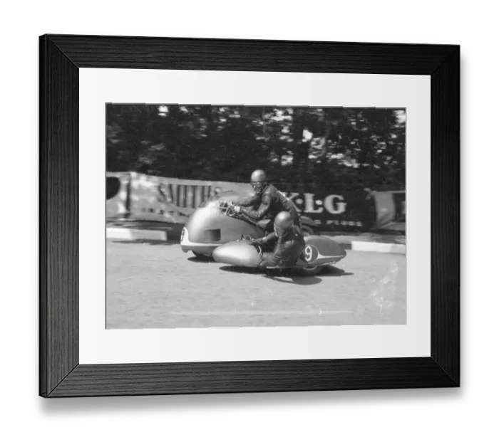 Framed Print : Owen Greenwood & Terry Fairbrother (Triumph) 1960 Sidecar TT Framed Print : Owen Greenwood & Terry Fairbrother (Triumph) 1960 Sidecar TT