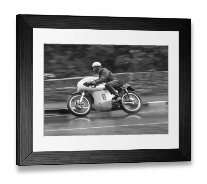 Framed Print : Malcolm Uphill (Norton) 1965 Senior Manx Grand Prix Framed Print : Malcolm Uphill (Norton) 1965 Senior Manx Grand Prix