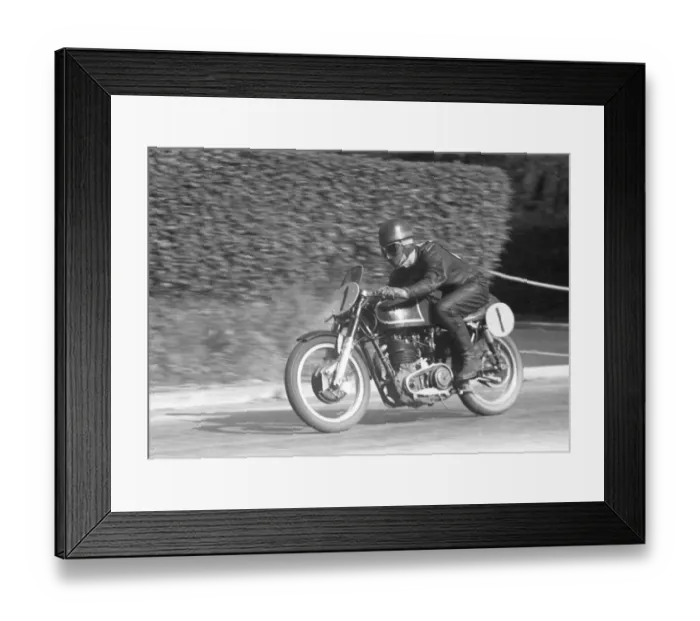 Framed Print : Jack Trustham (AJS) 1975 Senior Manx Grand Prix Framed Print : Jack Trustham (AJS) 1975 Senior Manx Grand Prix