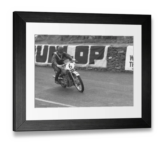 Framed Print : Siegfried Wunsche (DKW) 1939 Junior TT Framed Print : Siegfried Wunsche (DKW) 1939 Junior TT