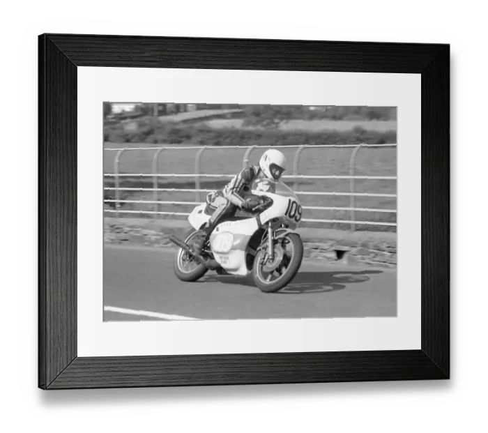 Framed Print : John Giffin (Yamaha) 1981 Junior Manx Grand Prix Framed Print : John Giffin (Yamaha) 1981 Junior Manx Grand Prix