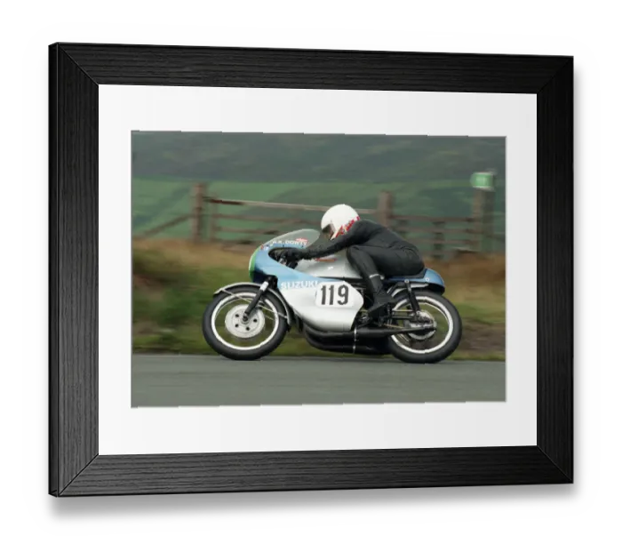 Framed Print : Bob K Dowty (Suzuki) 1996 Lightweight Classic Manx Grand Prix