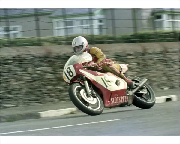 Mark Dilnot (Yamaha) 1982 Senior Manx Grand Prix