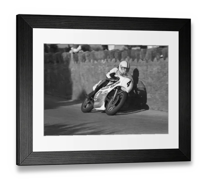 Framed Print : Joey Dunlop (Yamaha) 1979 Southern 100 Framed Print : Joey Dunlop (Yamaha) 1979 Southern 100