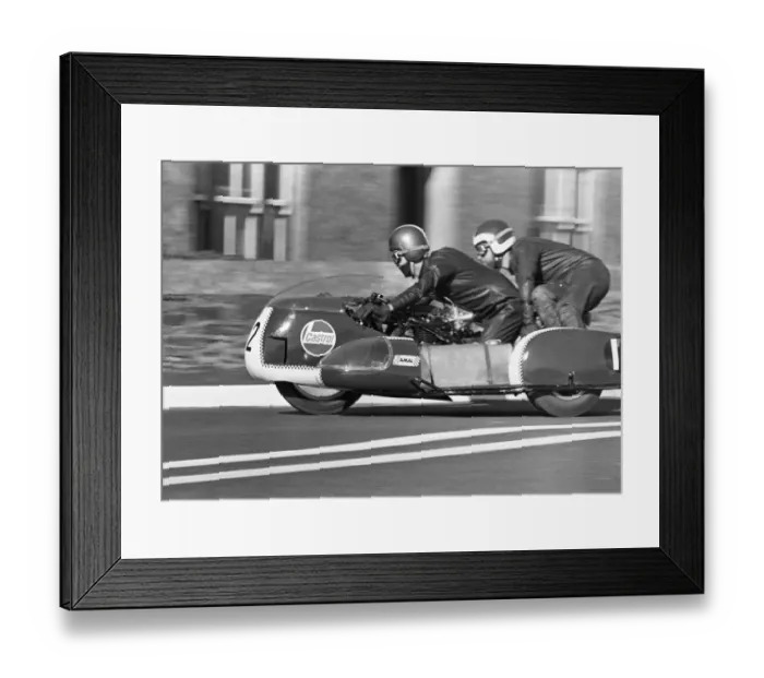 Framed Print : Dave French & N Thompson (BSA) 1971 Southern 100 Framed Print : Dave French & N Thompson (BSA) 1971 Southern 100