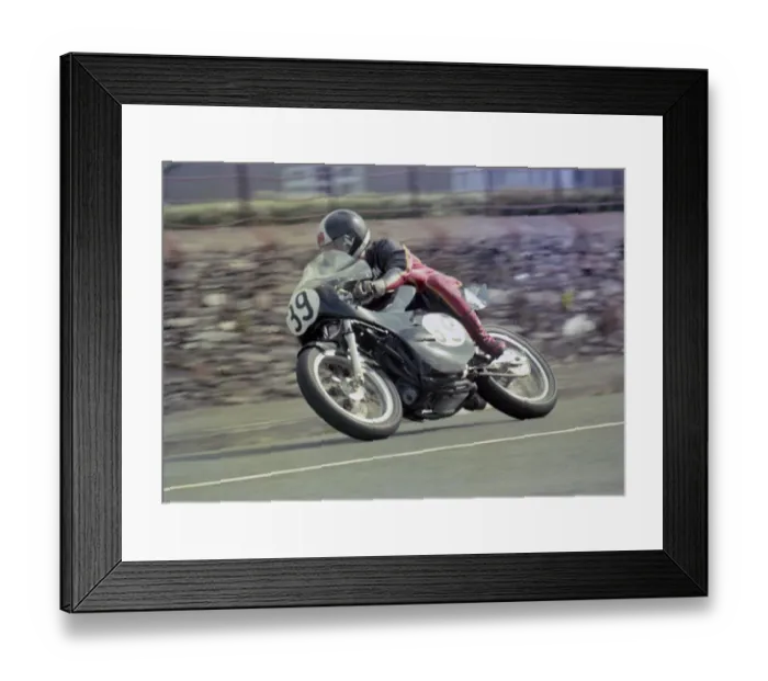 Framed Print : Mick Robinson (Honda) 1982 Senior Manx Grand Prix