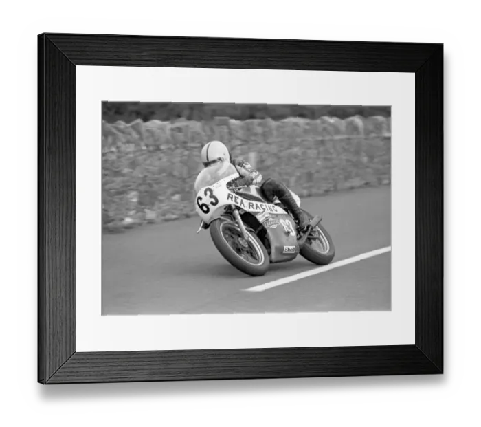 Framed Print : Joey Dunlop (Yamaha) 1980 Southern 100 Framed Print : Joey Dunlop (Yamaha) 1980 Southern 100