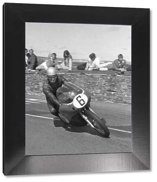 Selwyn Griffiths (Cowles Matchless) 1966 Southern 100