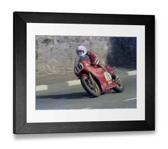 Framed Print : Dave Montgomery (Suzuki) 1982 Senior Manx Grand Prix Framed Print : Dave Montgomery (Suzuki) 1982 Senior Manx Grand Prix