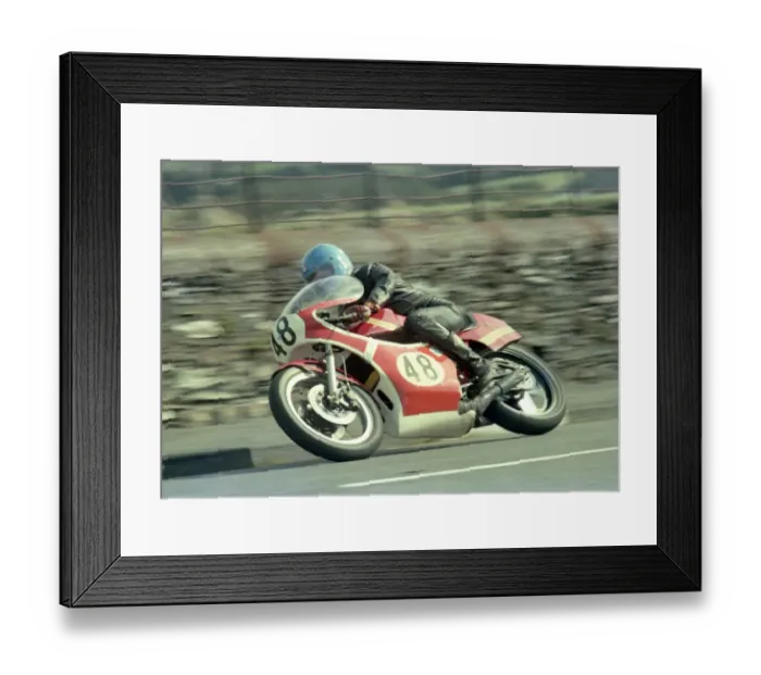 Framed Print : Julian Tailford (Yamaha) 1982 Senior Manx Grand Prix Framed Print : Julian Tailford (Yamaha) 1982 Senior Manx Grand Prix
