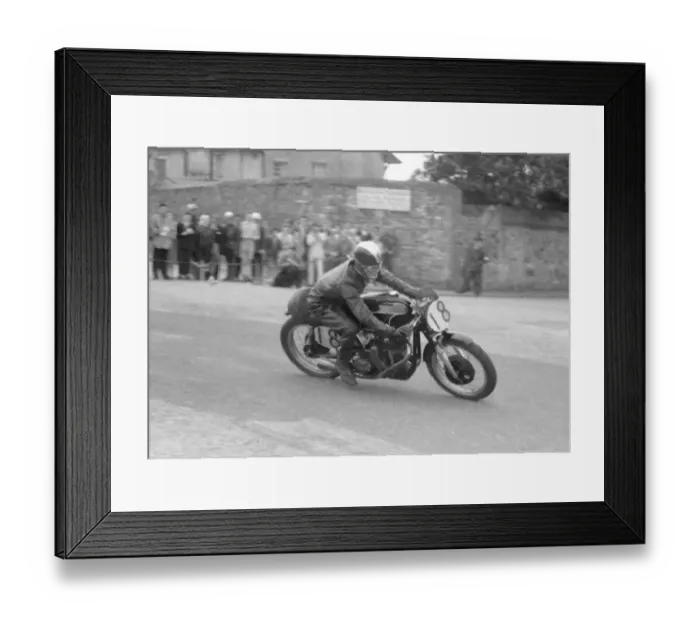 Framed Print : Brian Hunter (Norton) 1960 Southern 100 Framed Print : Brian Hunter (Norton) 1960 Southern 100