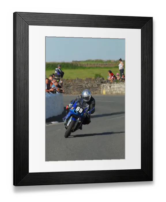 Framed Print : Dave Corlett (Kawasaki) 2013 Post TT Framed Print : Dave Corlett (Kawasaki) 2013 Post TT