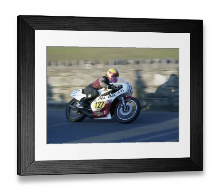 Framed Print : Mervyn Robinson (Yamaha) 1979 Southern 100 Framed Print : Mervyn Robinson (Yamaha) 1979 Southern 100