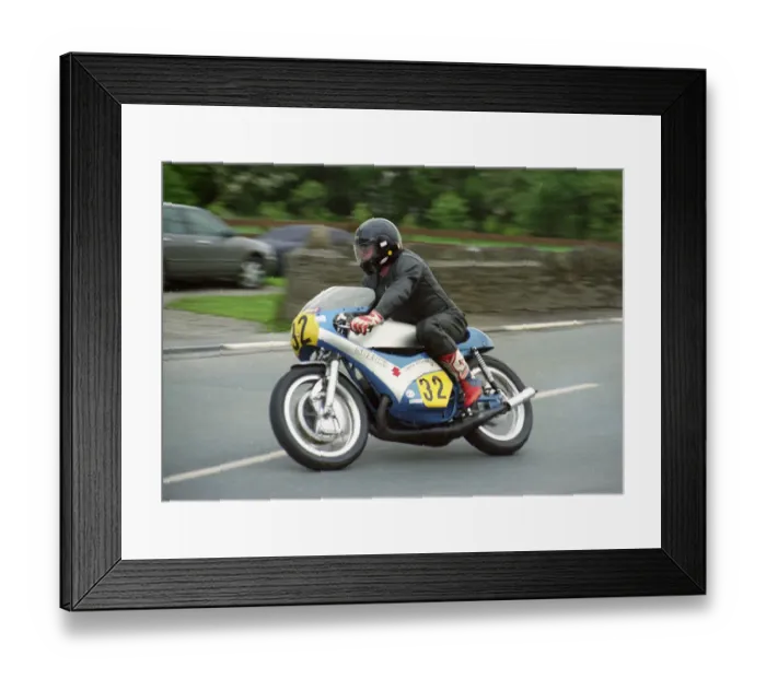 Framed Print : Danny Pullen (Suzuki) 2000 Classic TT Framed Print : Danny Pullen (Suzuki) 2000 Classic TT