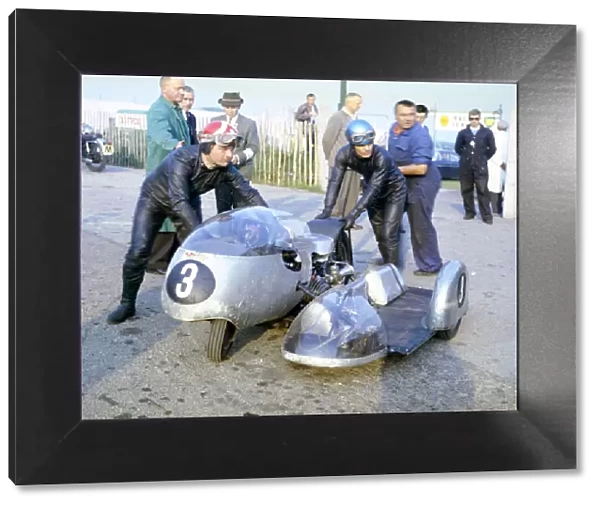 Florian Camathias & Alfred Herzig (BMW) 1963 Sidecar TT