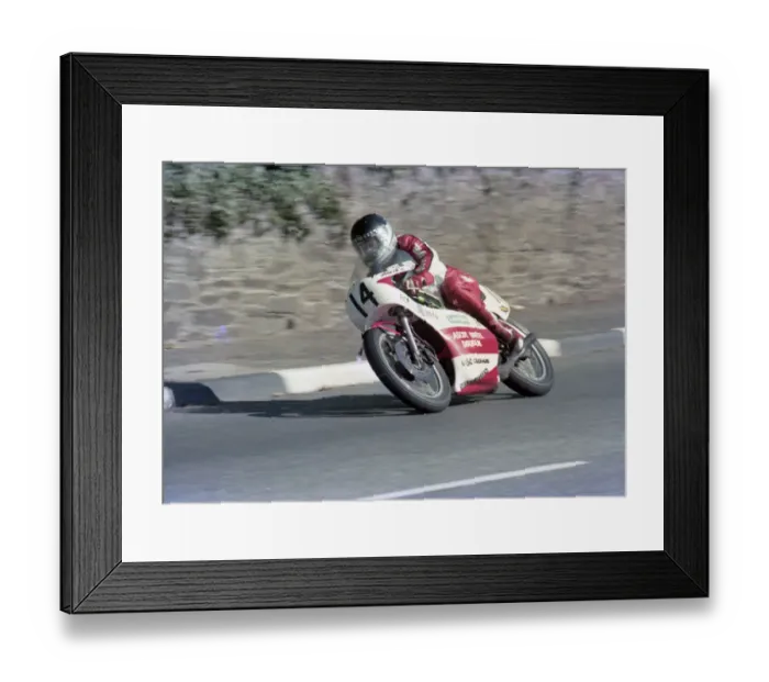 Framed Print : Graham King (Yamaha) 1982 Senior Manx Grand Prix Framed Print : Graham King (Yamaha) 1982 Senior Manx Grand Prix