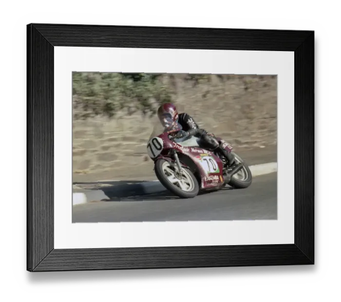 Framed Print : Chas Thomson (Yamaha) 1982 Senior Manx Grand Prix Framed Print : Chas Thomson (Yamaha) 1982 Senior Manx Grand Prix