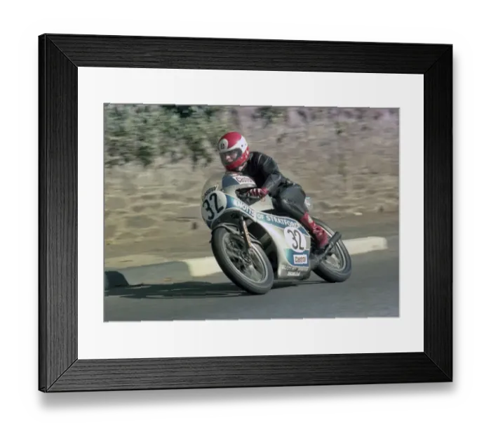 Framed Print : Neil Cudworth (Yamaha) 1982 Senior Manx Grand Prix Framed Print : Neil Cudworth (Yamaha) 1982 Senior Manx Grand Prix