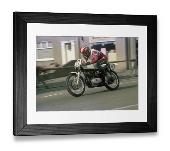 Framed Print : David Sinclair (Ducati) 1983 Lightweight Classic Manx Grand Prix Framed Print : David Sinclair (Ducati) 1983 Lightweight Classic Manx Grand Prix