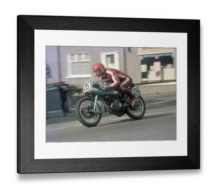 Framed Print : Gordon Morss (Greeves) 1983 Lightweight Manx Grand Prix Framed Print : Gordon Morss (Greeves) 1983 Lightweight Manx Grand Prix