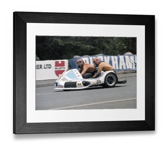 Framed Print : Roy Hanks & Vince Biggs (Yamaha) 1979 Sidecar TT Framed Print : Roy Hanks & Vince Biggs (Yamaha) 1979 Sidecar TT