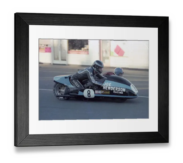 Framed Print : Trevor Ireson & Clive Pollington (Yamaha) 1979 Sidecar TT Framed Print : Trevor Ireson & Clive Pollington (Yamaha) 1979 Sidecar TT