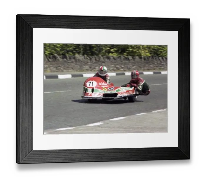 Framed Print : Lowry Burton & Martin Murphy (Anderson Yamaha) 1979 Sidecar TT Framed Print : Lowry Burton & Martin Murphy (Anderson Yamaha) 1979 Sidecar TT