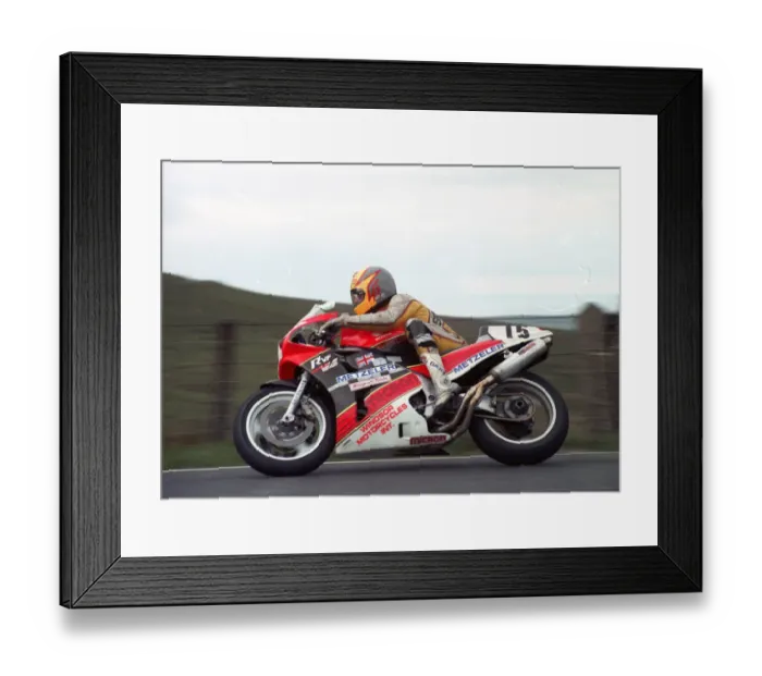 Framed Print : Colin Gable (Honda) 1990 Senior TT Framed Print : Colin Gable (Honda) 1990 Senior TT
