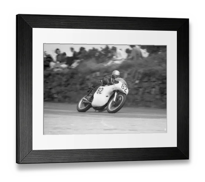 Framed Print : Patrick Manning (Norton) 1960 Senior TT Framed Print : Patrick Manning (Norton) 1960 Senior TT