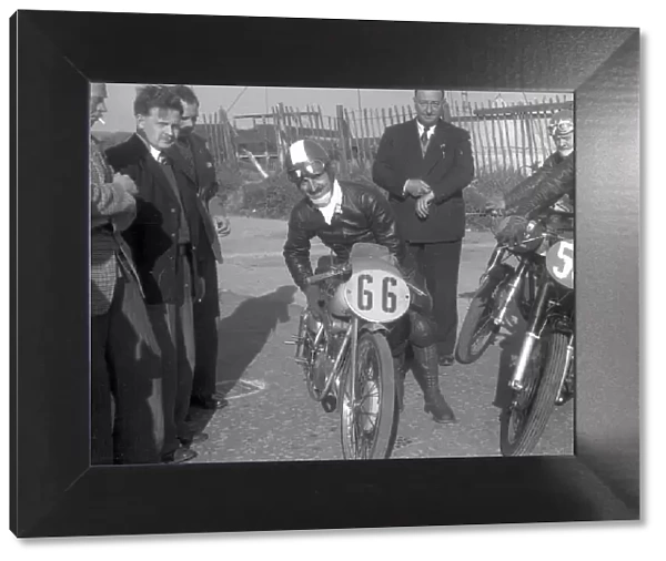 Umberto Massetti (Mondial) 1951 Ultra Lightweight TT