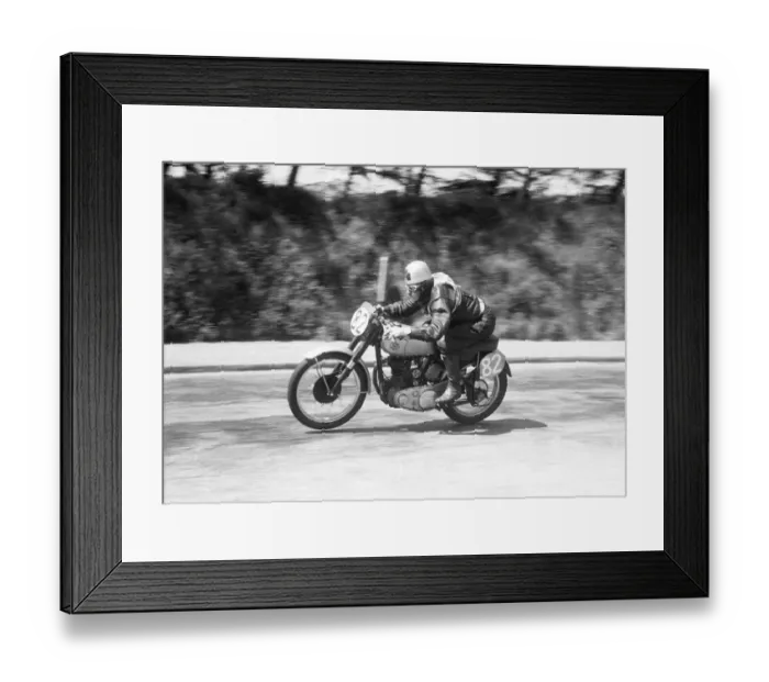 Framed Print : Angus Martin (BSA) 1952 Junior Clubman TT Framed Print : Angus Martin (BSA) 1952 Junior Clubman TT