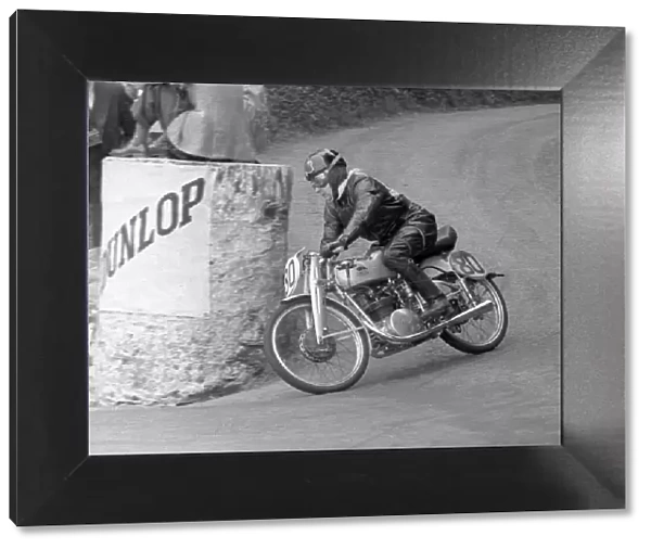 Cromie McCandless (Mondial) 1952 Ultra Lightweight TT