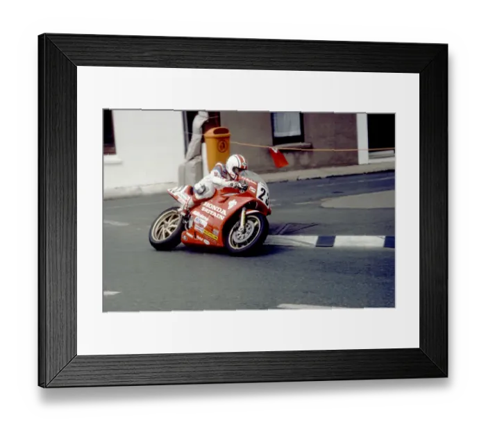 Framed Print : Phillip McCallen (Honda) 1990 Formula One TT Framed Print : Phillip McCallen (Honda) 1990 Formula One TT